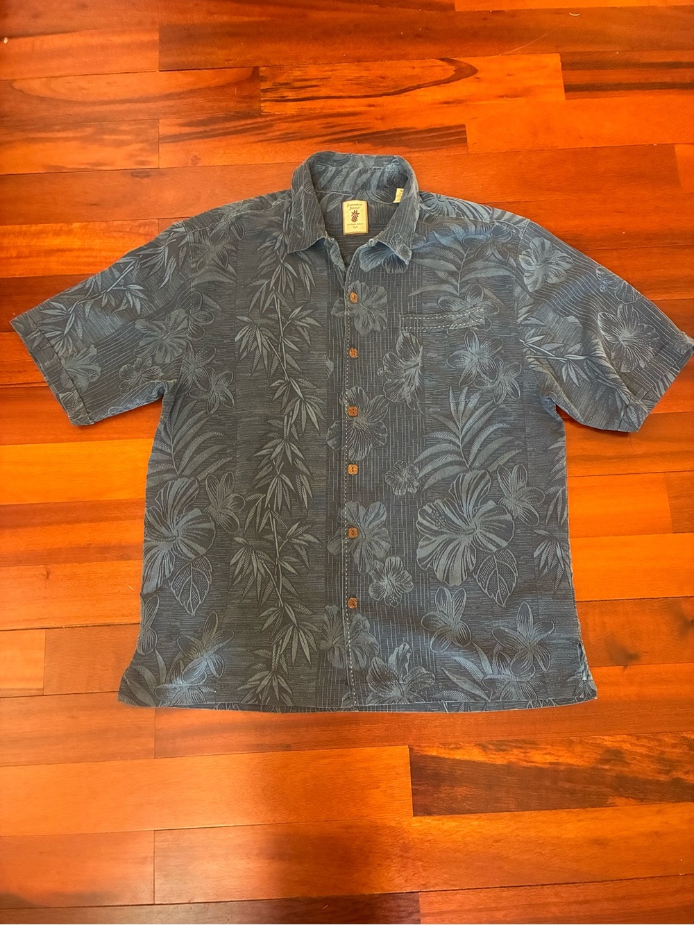 Jamaica Jaxx Navy Blue Floral Short-Sleeve Button-Down Shirt